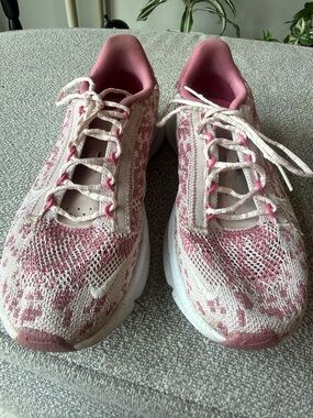 Nike Women's Knit Running Shoes - Pink/White